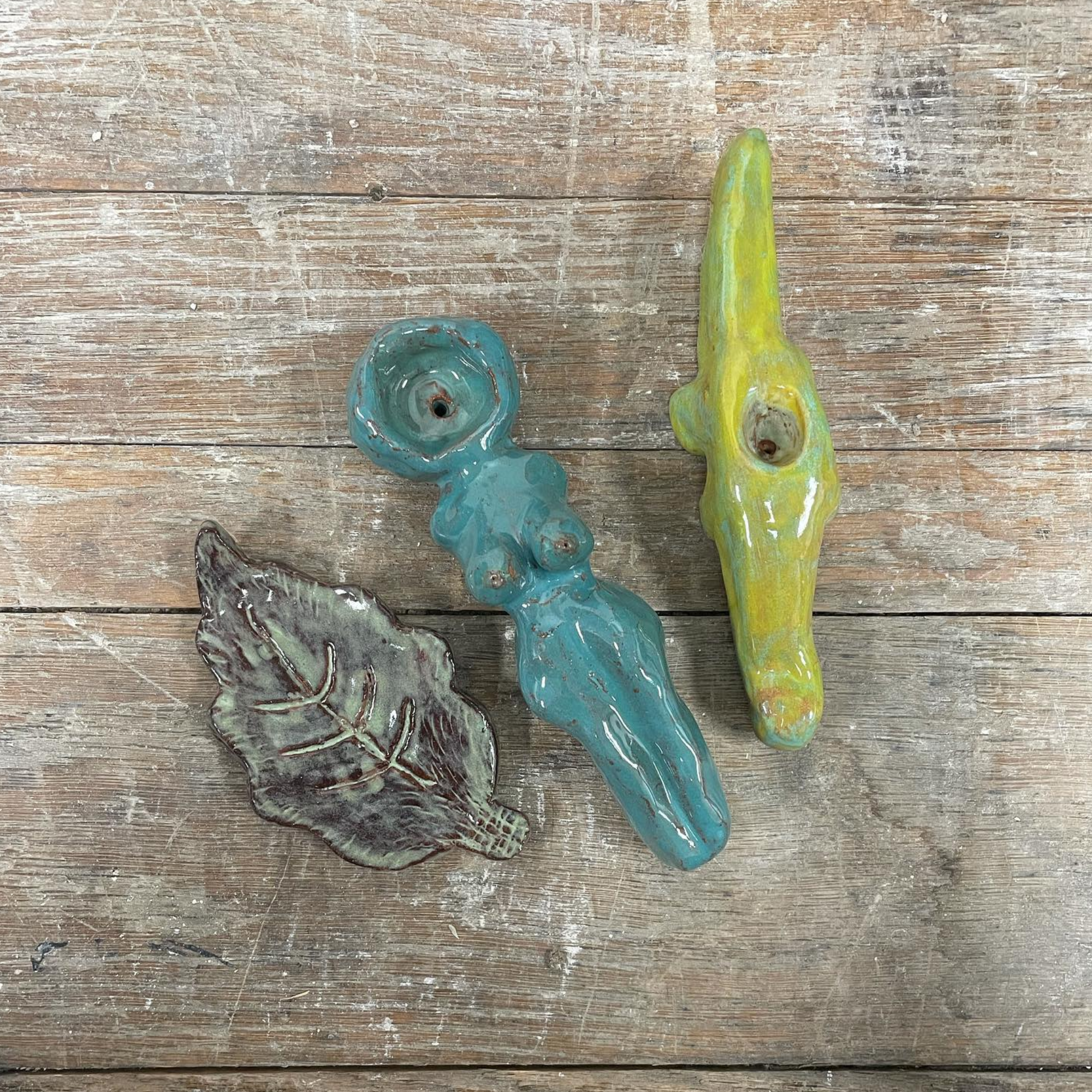 Pipe Shop – Throw